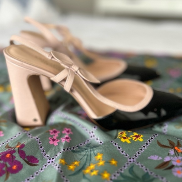 〰️ Kate Spade Adelaide Slingback Black and Tan Heels 〰️ - Picture 3 of 5